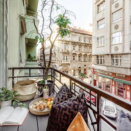 Chill On The Screened Balcony-Budapest Most Historic Landmarks 外观 照片
