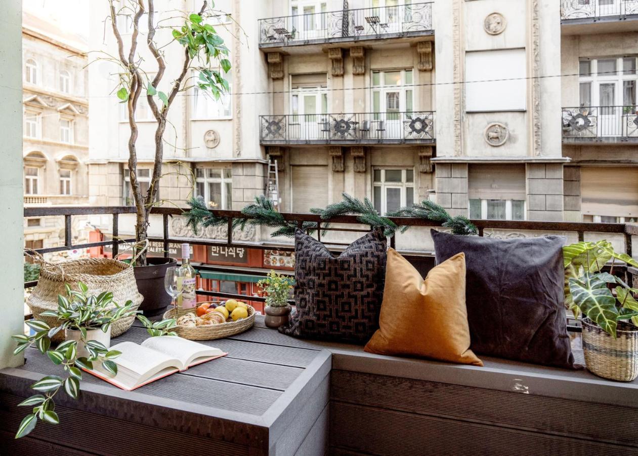 Chill On The Screened Balcony-Budapest Most Historic Landmarks 外观 照片